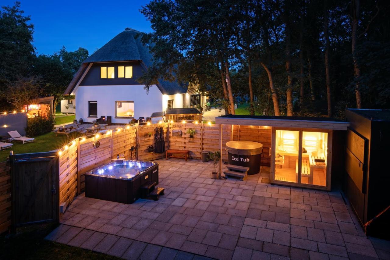 The Island Life Texel Met Jacuzzi Villa De Koog  Dış mekan fotoğraf